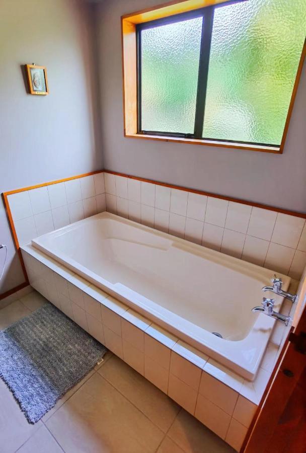 Tranquil Stream Villa 로토루아 외부 사진